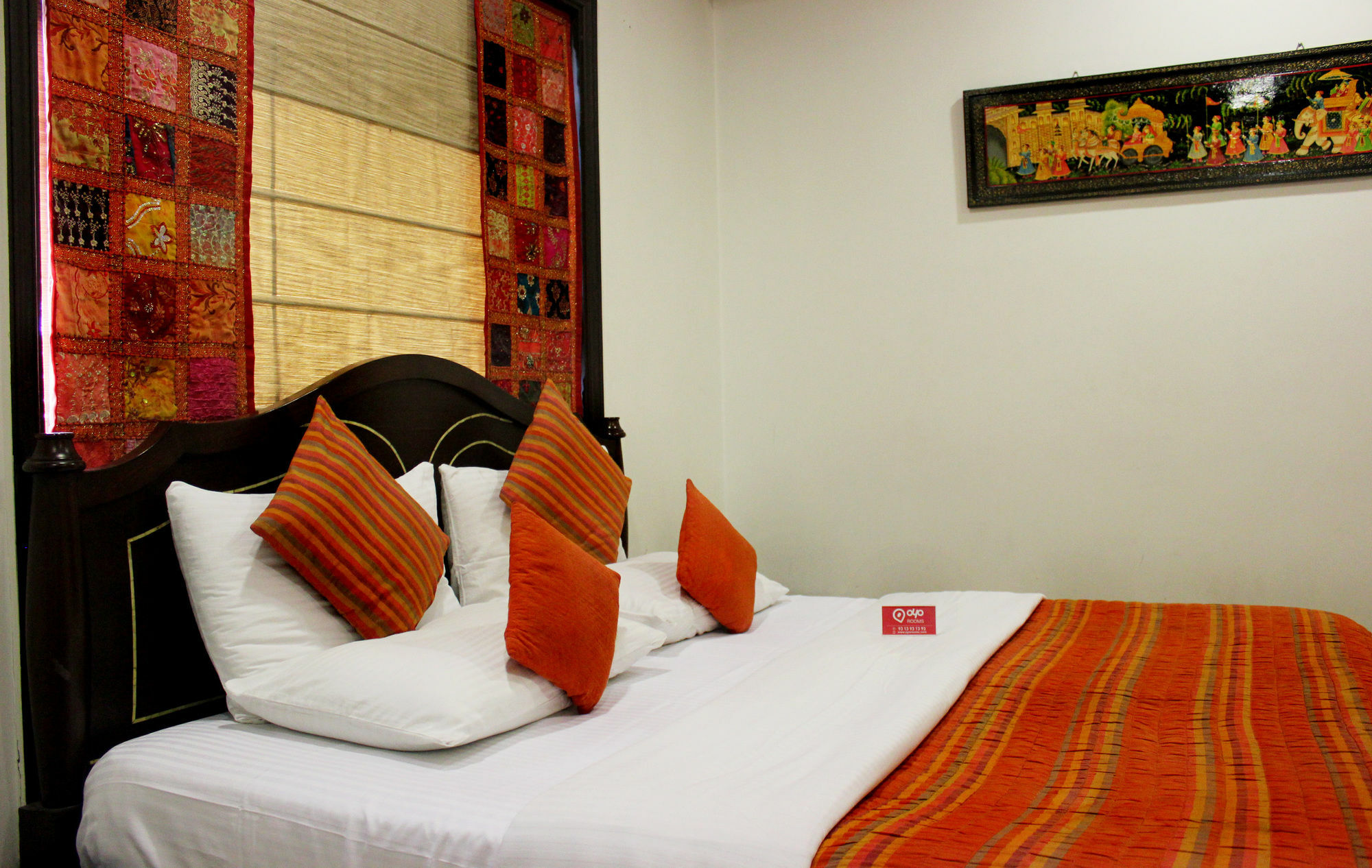 Oyo Premium Rajouri Garden Janta Market New Delhi Extérieur photo